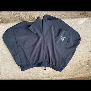 Salomón running shorts .